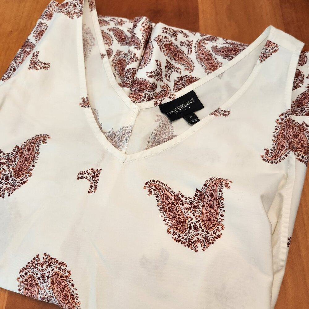 Lane Bryant Sleeveless Top Cream and Brownish Red‎ Paisley Size 22 Very Roomy
